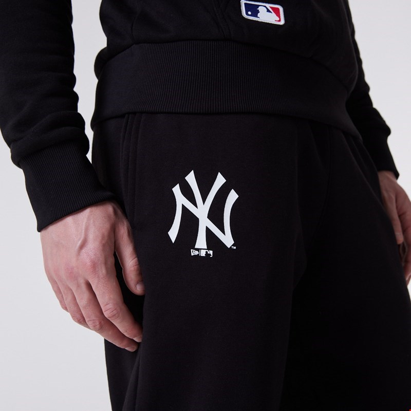 Мъжко спортно долнище на New York Yankees MLB
